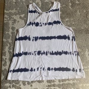Women’s Old Navy twist Razorback tank